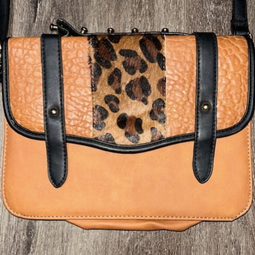 Nila Anthony Leather Purse Cross Body Bag w/Leopard Print Accent